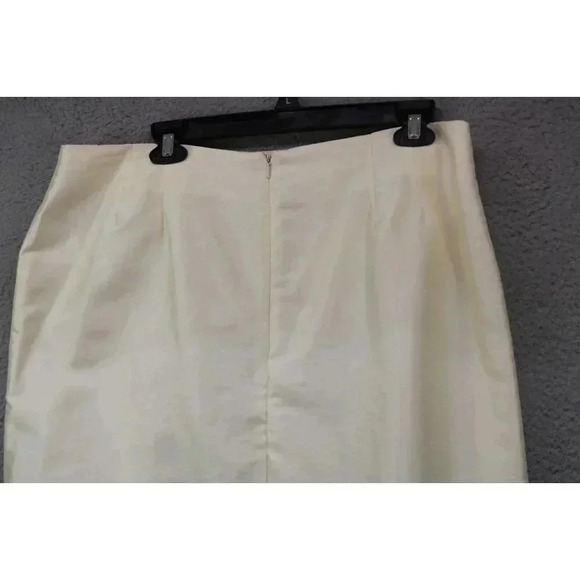 Larry Levine Embroidered Floral Midi Skirt Suit-Size 16-Lined-Back Slit - Picture 13 of 15